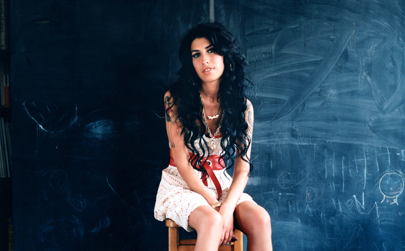 2011-3-Amy-Winehouse-Back-To-Black
