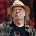 Neil Young veröffentlicht „verschollenes“ Album, das ihm bislang zu traurig war