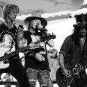 Guns N’ Roses holen bei Konzert Country-Star Carrie Underwood auf die Bühne